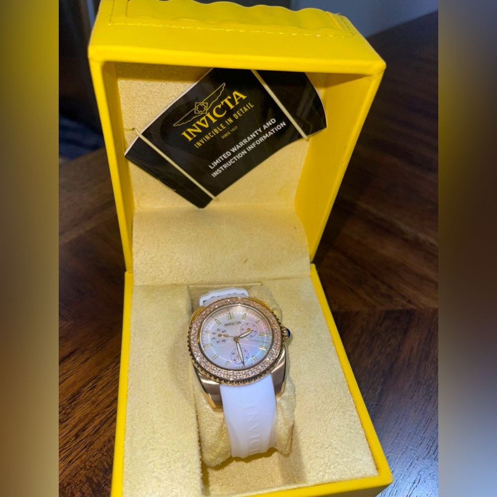 Invicta Watch - Picture 3 of 6